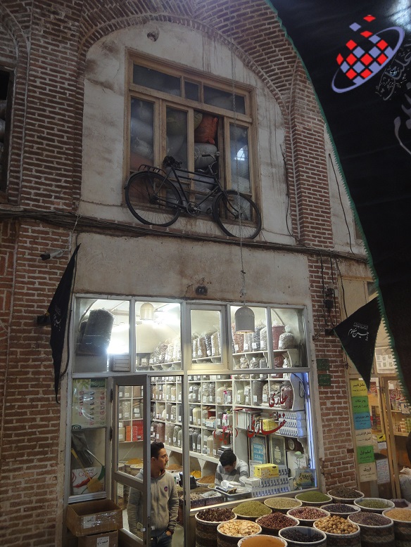 دوچرخه -بازار - تبریز -کاوه وحیدی آذر-Tabriz- Bazar-Bicycle