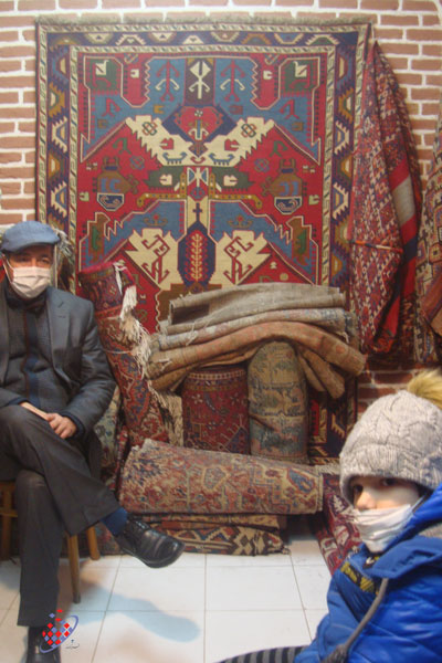 ورنی - سرای میرزا جلیل - آقای اسد زاده - اوکتای - عکس از Kaveh Vahidi Azar